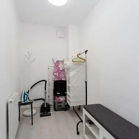 Lejlighed Bronowice Modern By Bookinghost Kraków