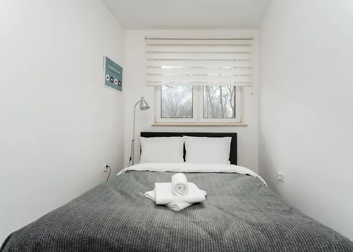 Lägenhet Bronowice Modern By Bookinghost